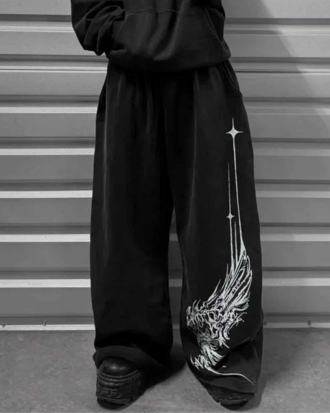 Raven Straight Fit Baggy Pant